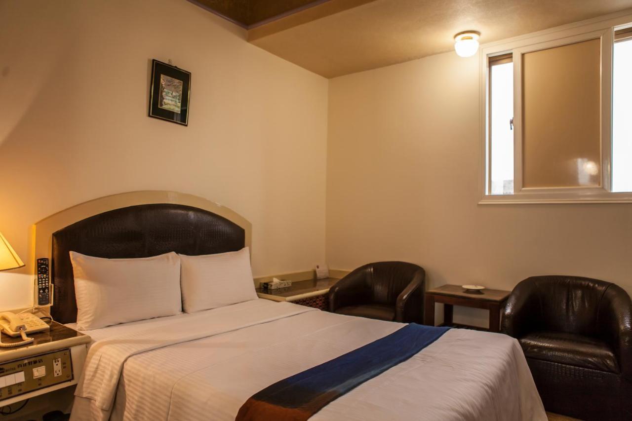Good Hotel Фэнъюань Экстерьер фото